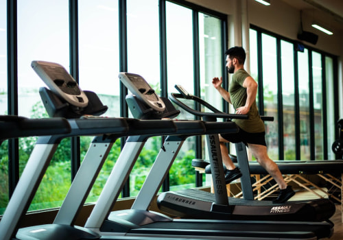 Pros Of Hiring A Personal Training Service Provider In Bournemouth Before Enrolling In Fitness Centres