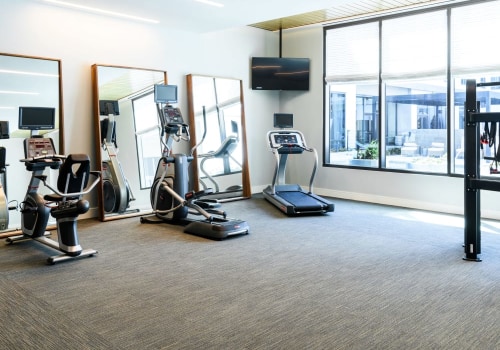 Exploring Fitness Centers in Houston, Texas: Discounts for Students and Seniors